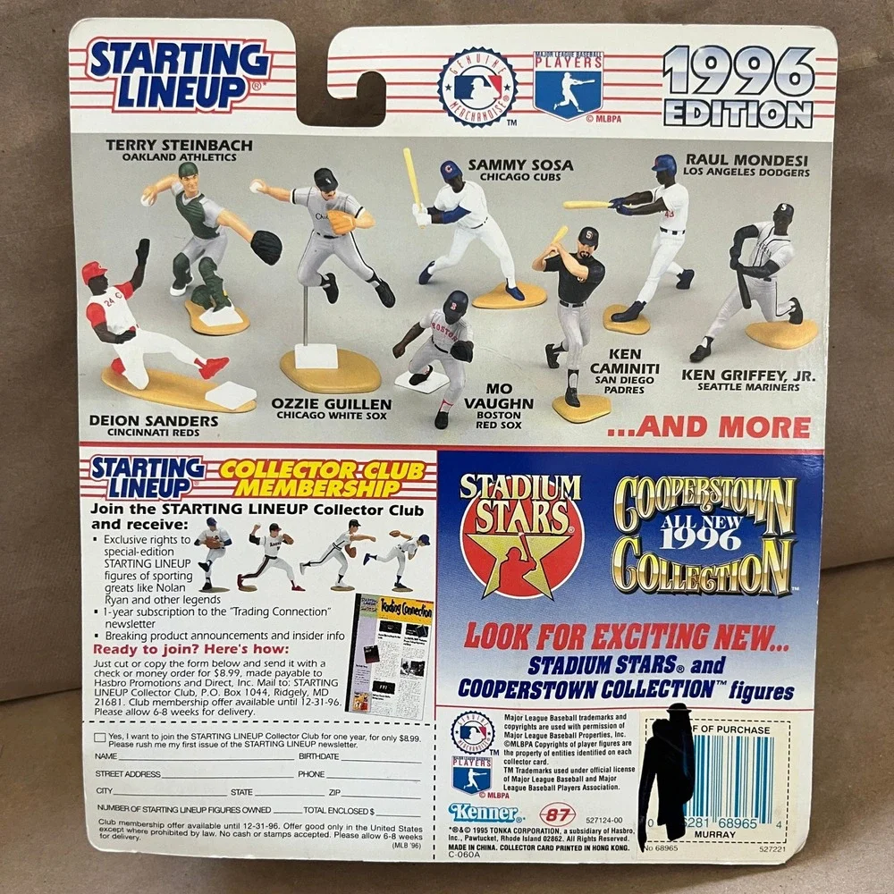 1996 Starting Lineup Eddie Murray Cleveland Indians Figure with Trading Card